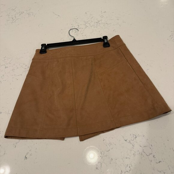 FREE PEOPLE | Camel Faux Suede Wrap Mini Skirt Size 6 - Picture 2 of 9